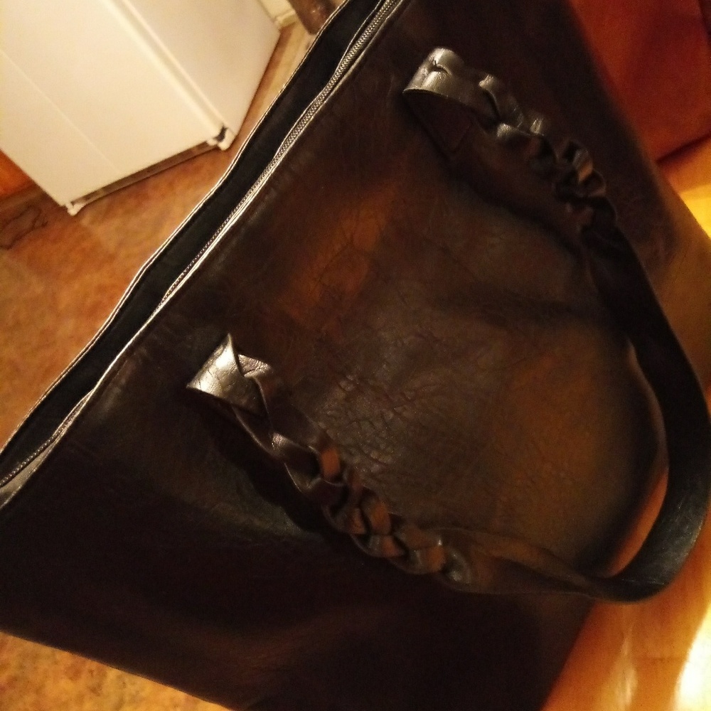 Handbag - Picture 3 of 3